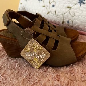 Eurosoft wedge sandals -Taupe/ tan